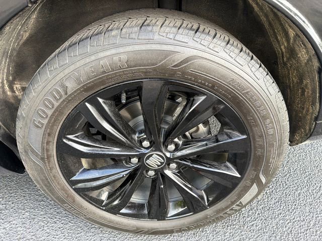 Used 2024 Buick Envista Sport Touring w/ Convenience I Package FWD image 20