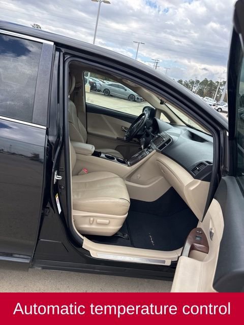Used 2012 Toyota Venza Limited image 12