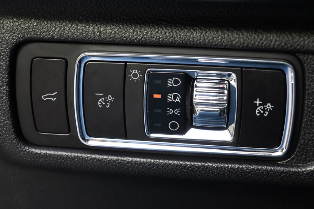 New 2026 Lincoln Corsair Premiere image 24