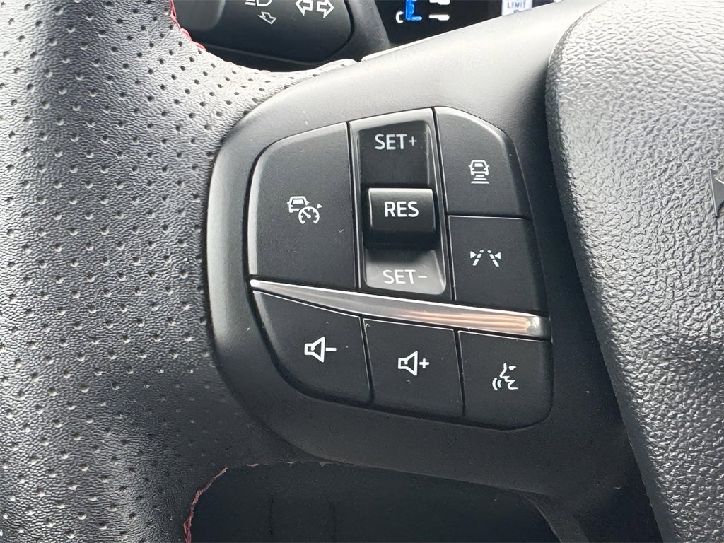 Used 2023 Ford Escape ST-Line w/ Tech Pack #1 image 18