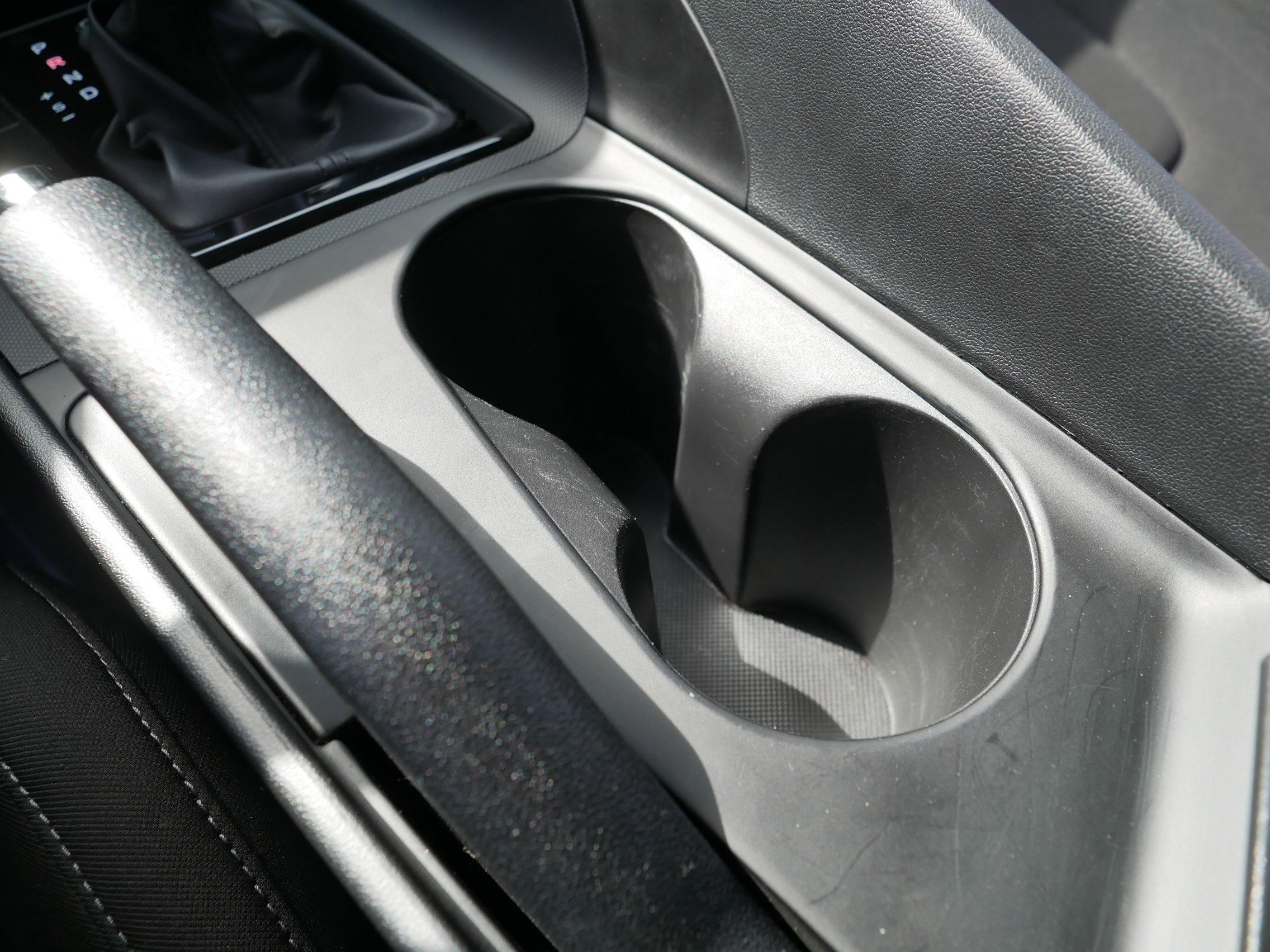 Used 2025 Hyundai Elantra Sport FWD image 30