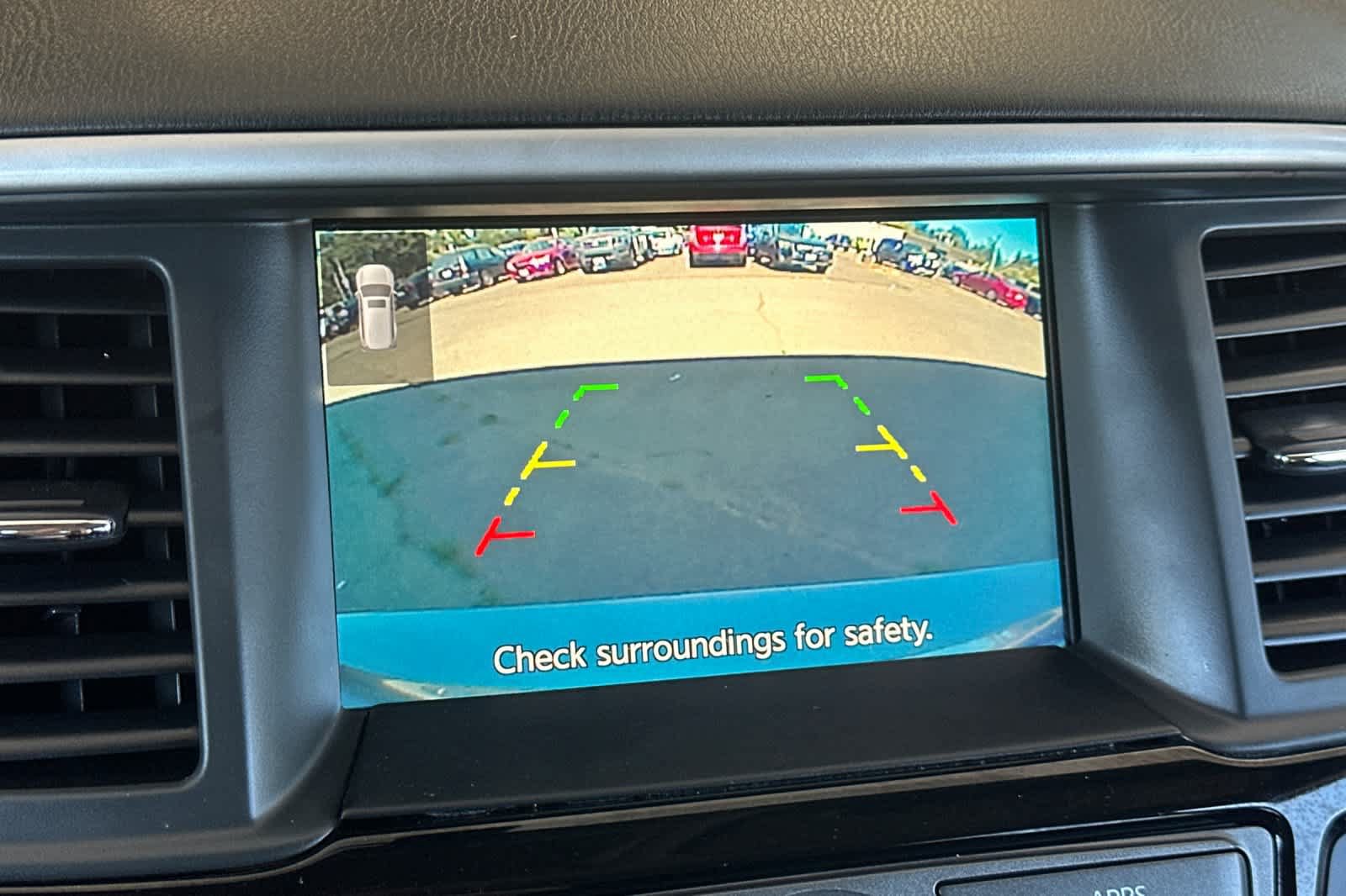 Used 2020 Nissan Pathfinder S AWD/4WD image 20