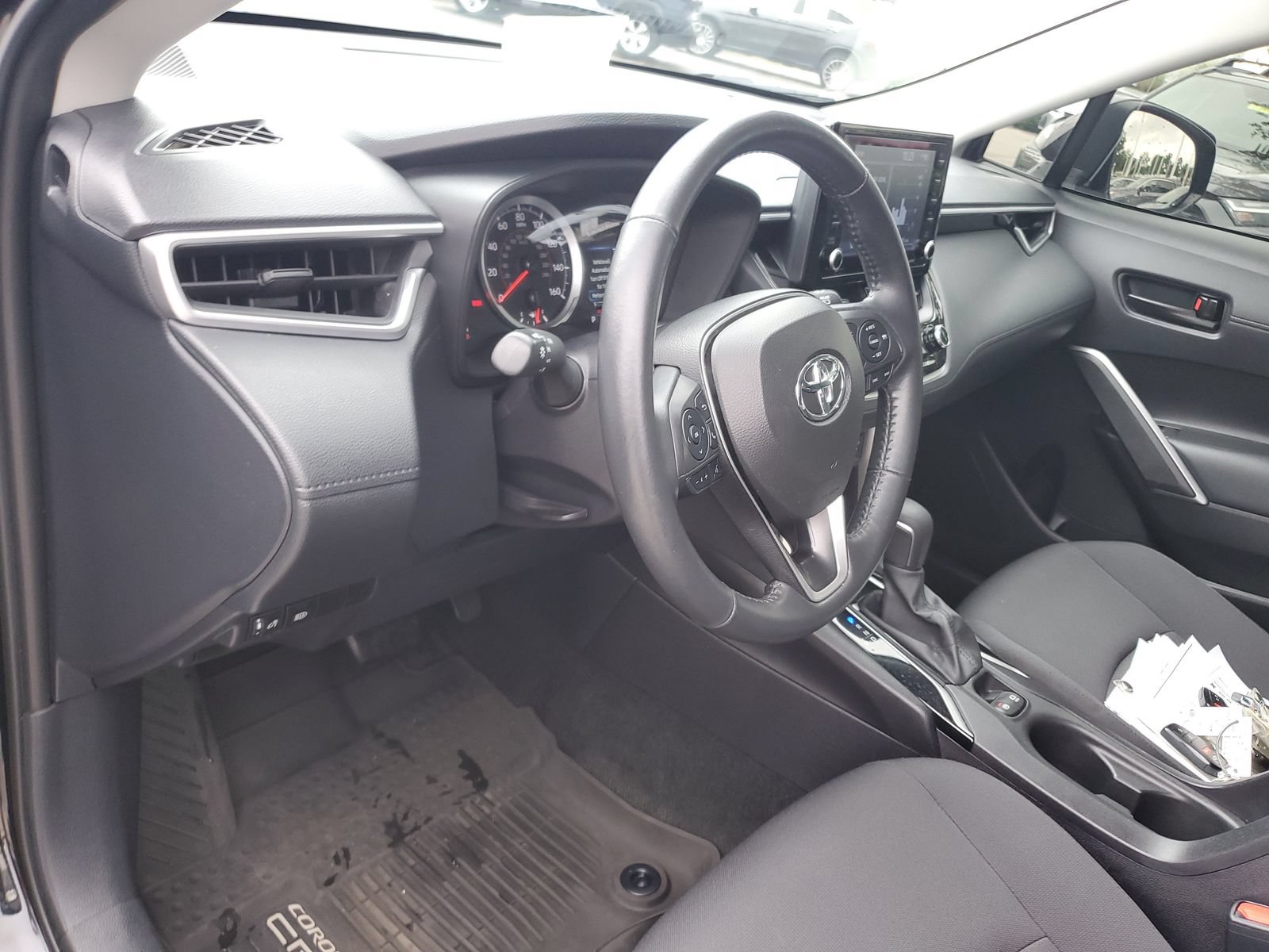 Certified 2022 Toyota Corolla Cross LE w/ Black Badges Package (TMS) AWD/4WD image 19