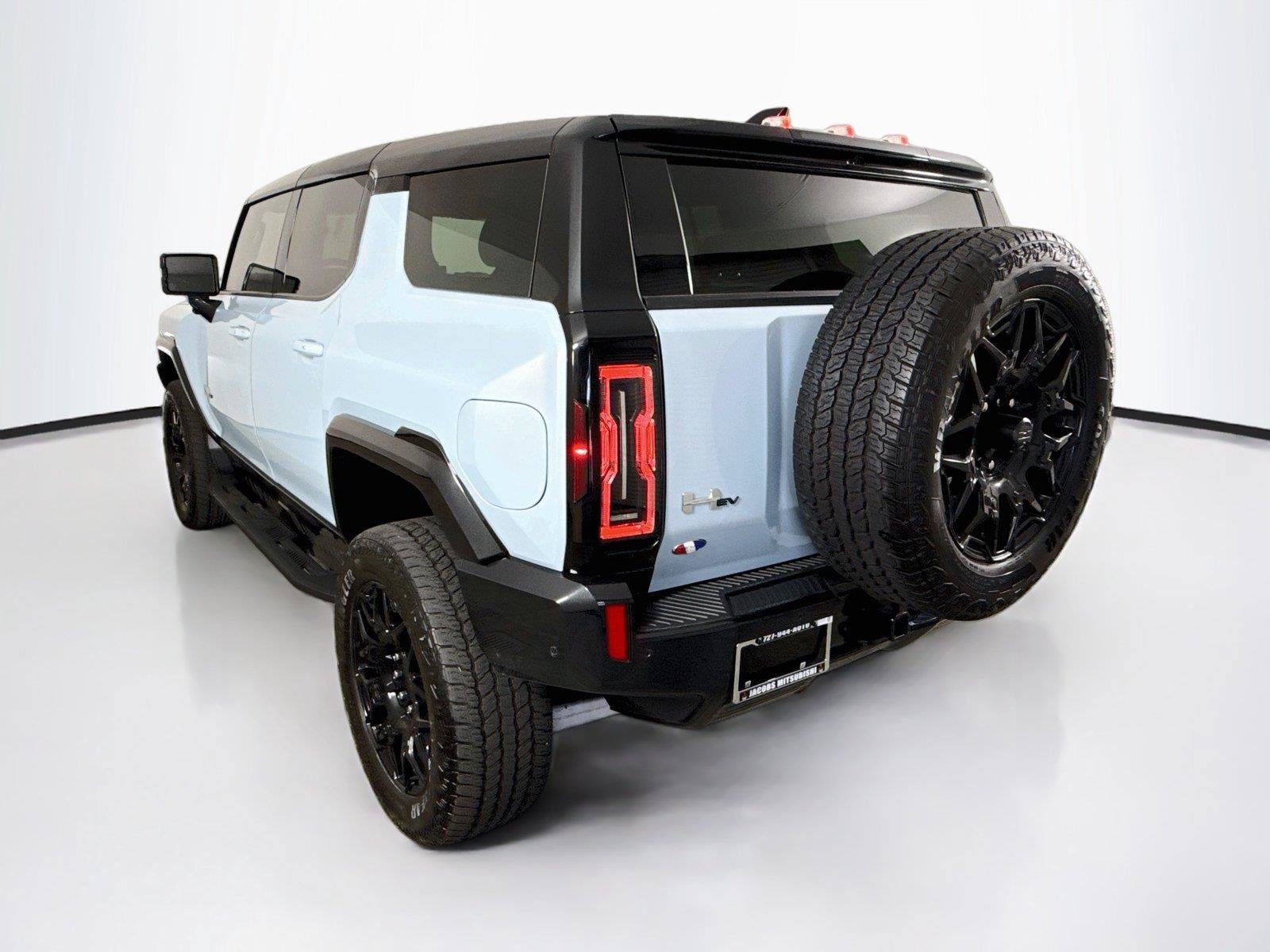 Used 2025 GMC Hummer EV 2X AWD/4WD image 3