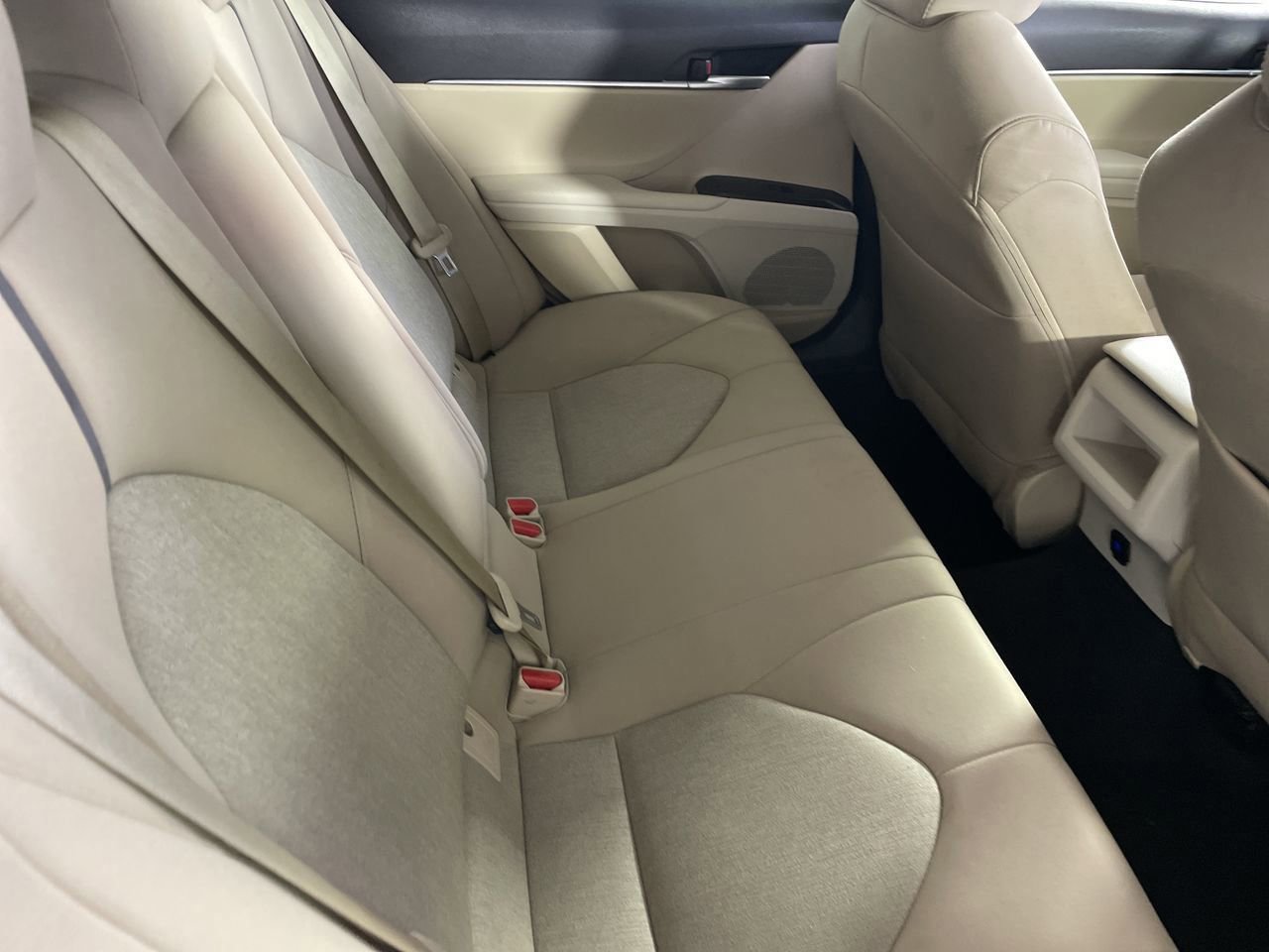 Used 2024 Toyota Camry LE image 23