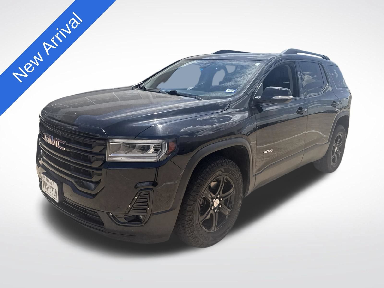 Used 2021 GMC Acadia AT4 w/ Trailering Package AWD/4WD image 1
