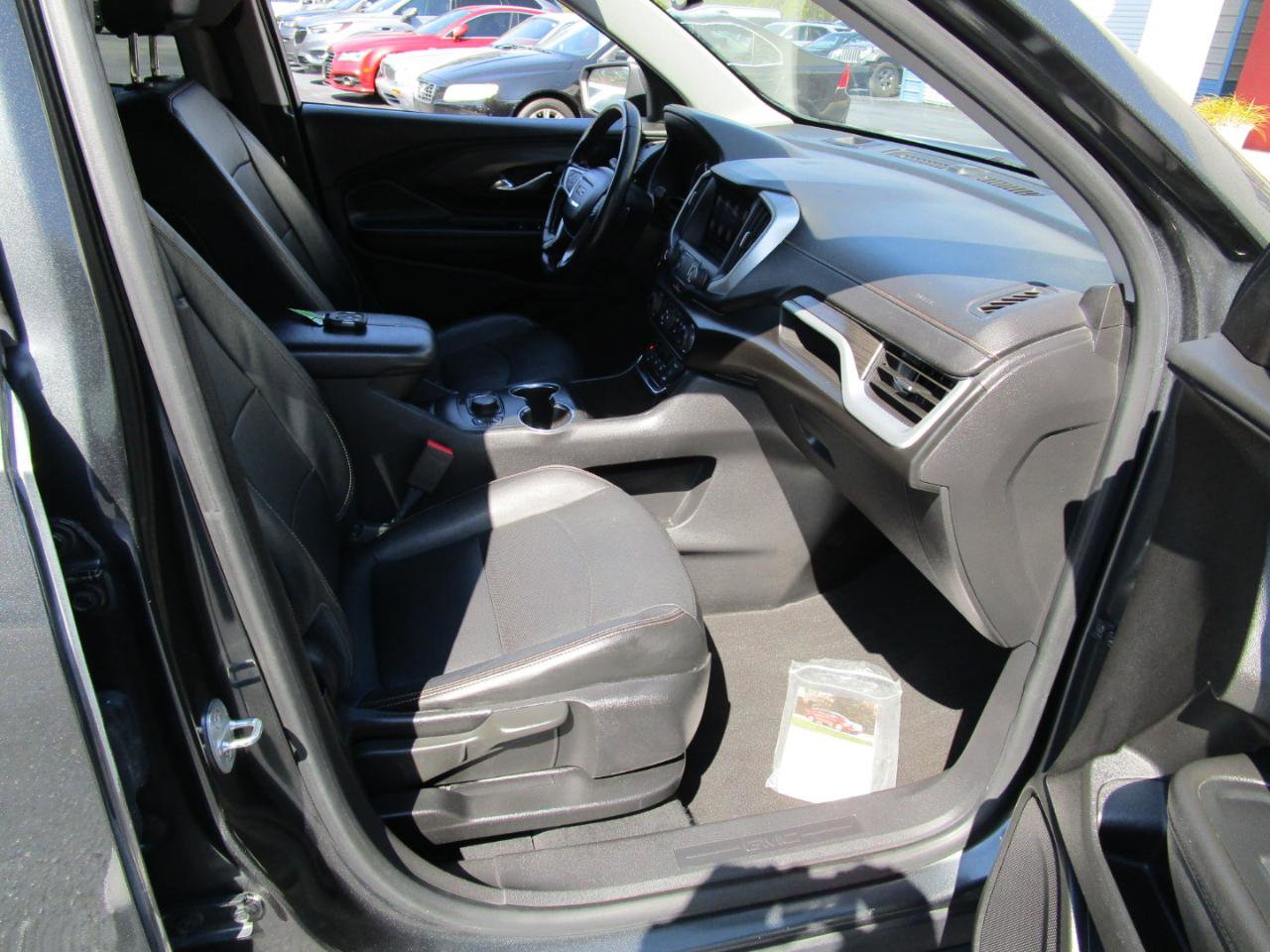 Used 2020 GMC Terrain SLT AWD/4WD image 28