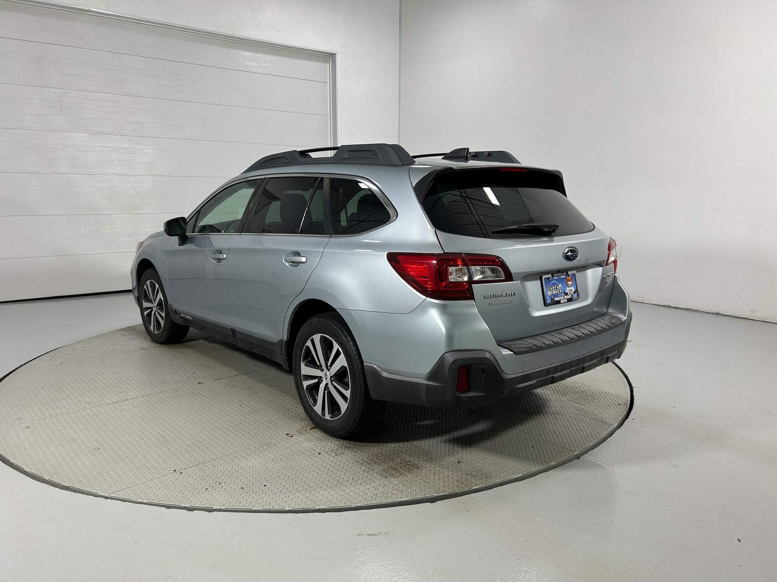 Used 2019 Subaru Outback 3.6R Limited AWD/4WD image 20