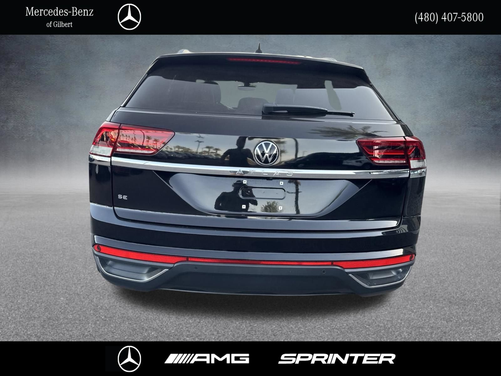 Used 2020 Volkswagen Atlas Cross Sport SE w/ Panoramic Sunroof Package FWD image 4
