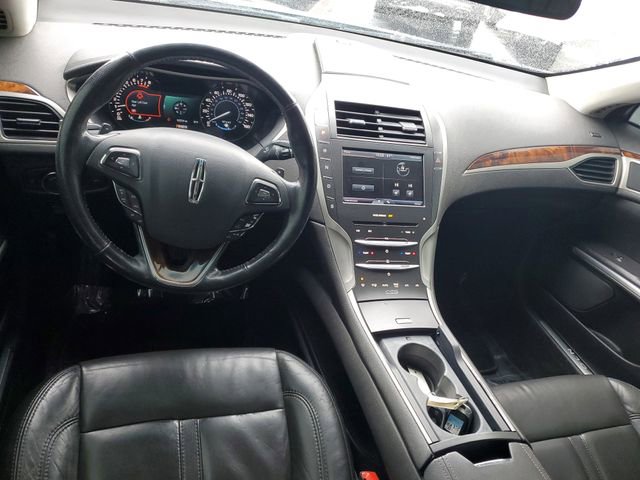 Used 2013 Lincoln MKZ FWD image 8