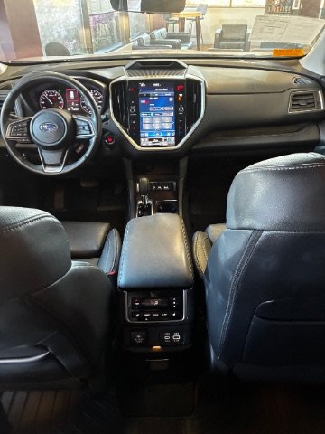 Used 2023 Subaru Ascent Touring AWD/4WD image 31