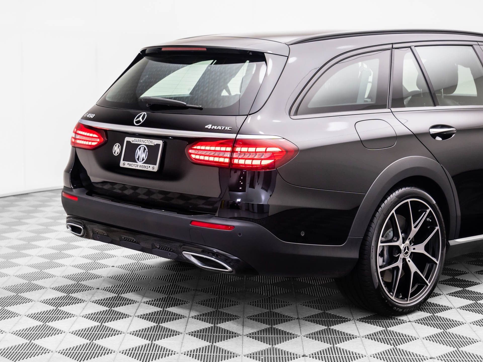 Certified 2023 Mercedes-Benz E 450 4MATIC All-Terrain Wagon w/ Premium Package image 40