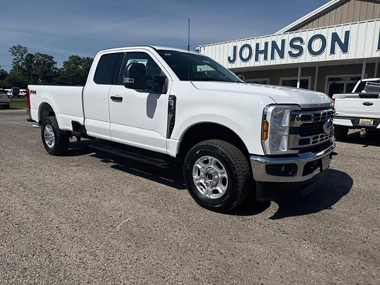 New 2025 Ford F350 XLT image 2