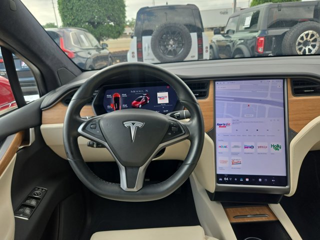 Used 2020 Tesla Model X Long Range image 17