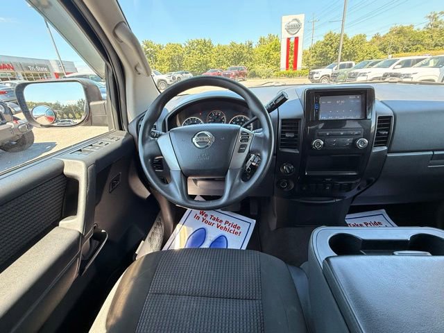 Used 2013 Nissan Titan SV AWD/4WD image 20