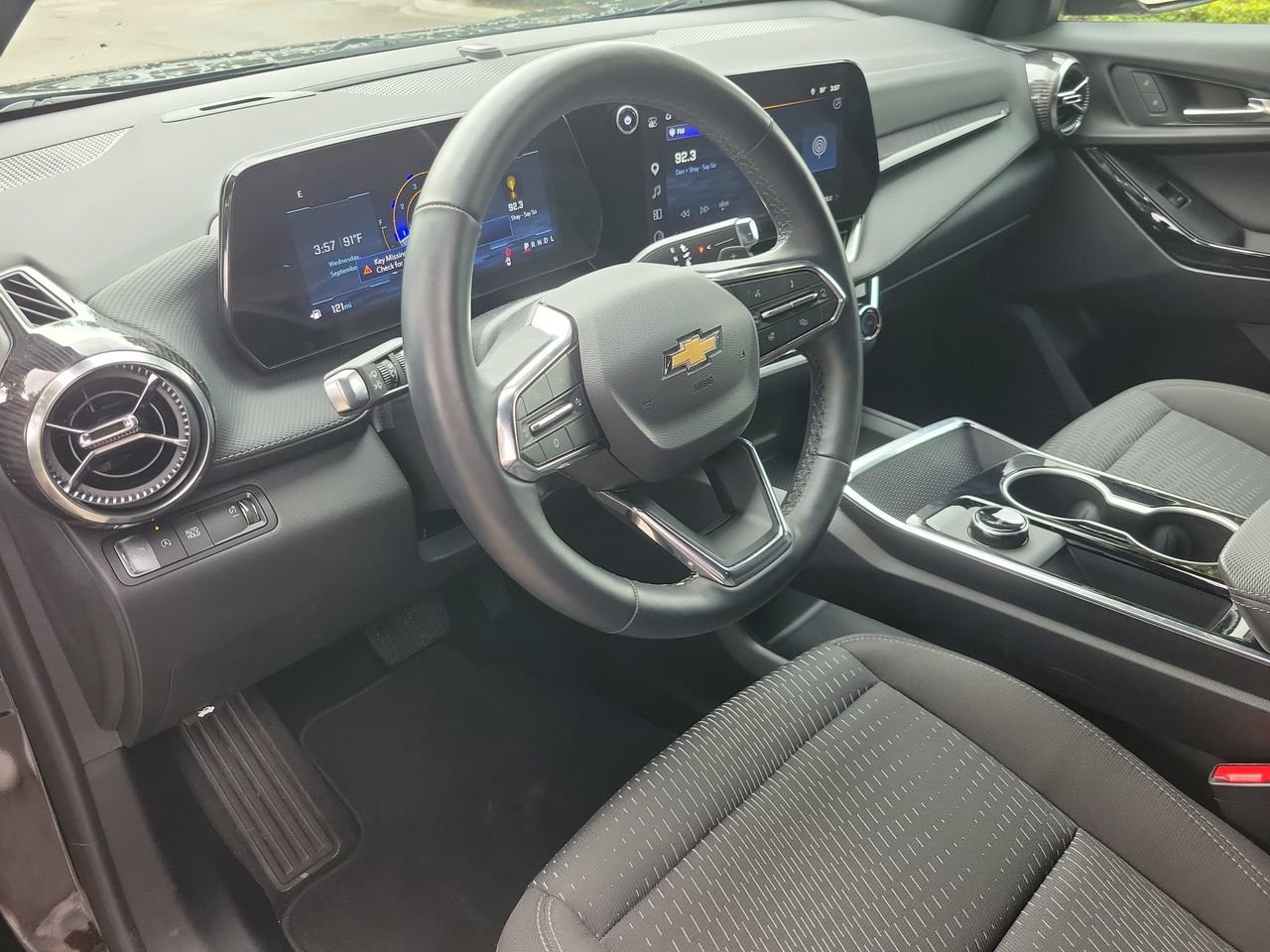 Used 2026 Chevrolet Equinox LT FWD image 14