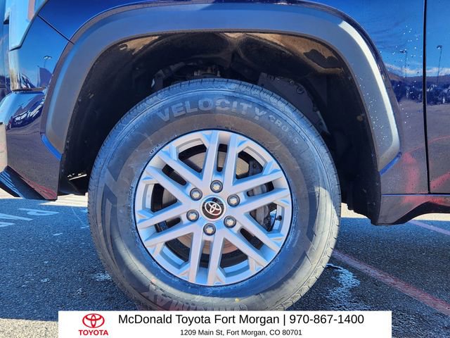 Used 2022 Toyota Tundra SR5 w/ SR5 Convenience Package image 14