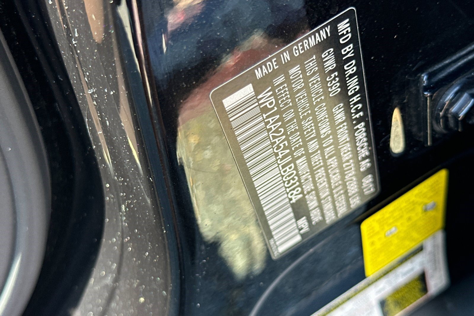 Used 2018 Porsche Macan AWD/4WD image 27