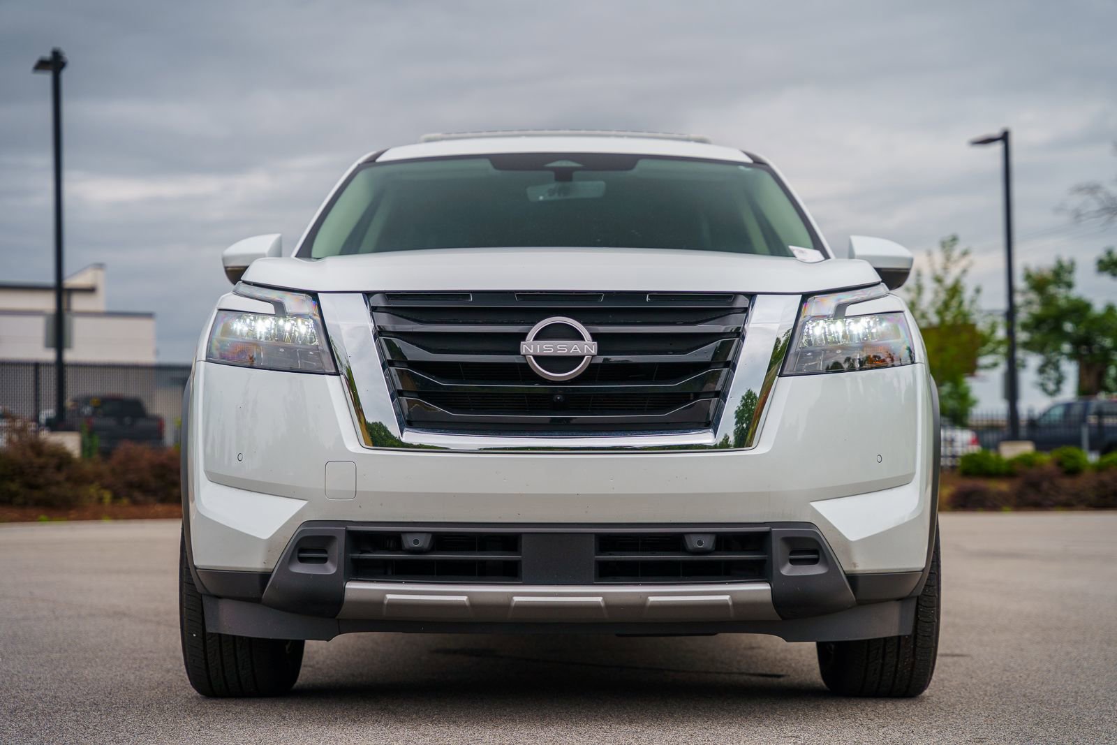 Used 2025 Nissan Pathfinder SL AWD/4WD video 2