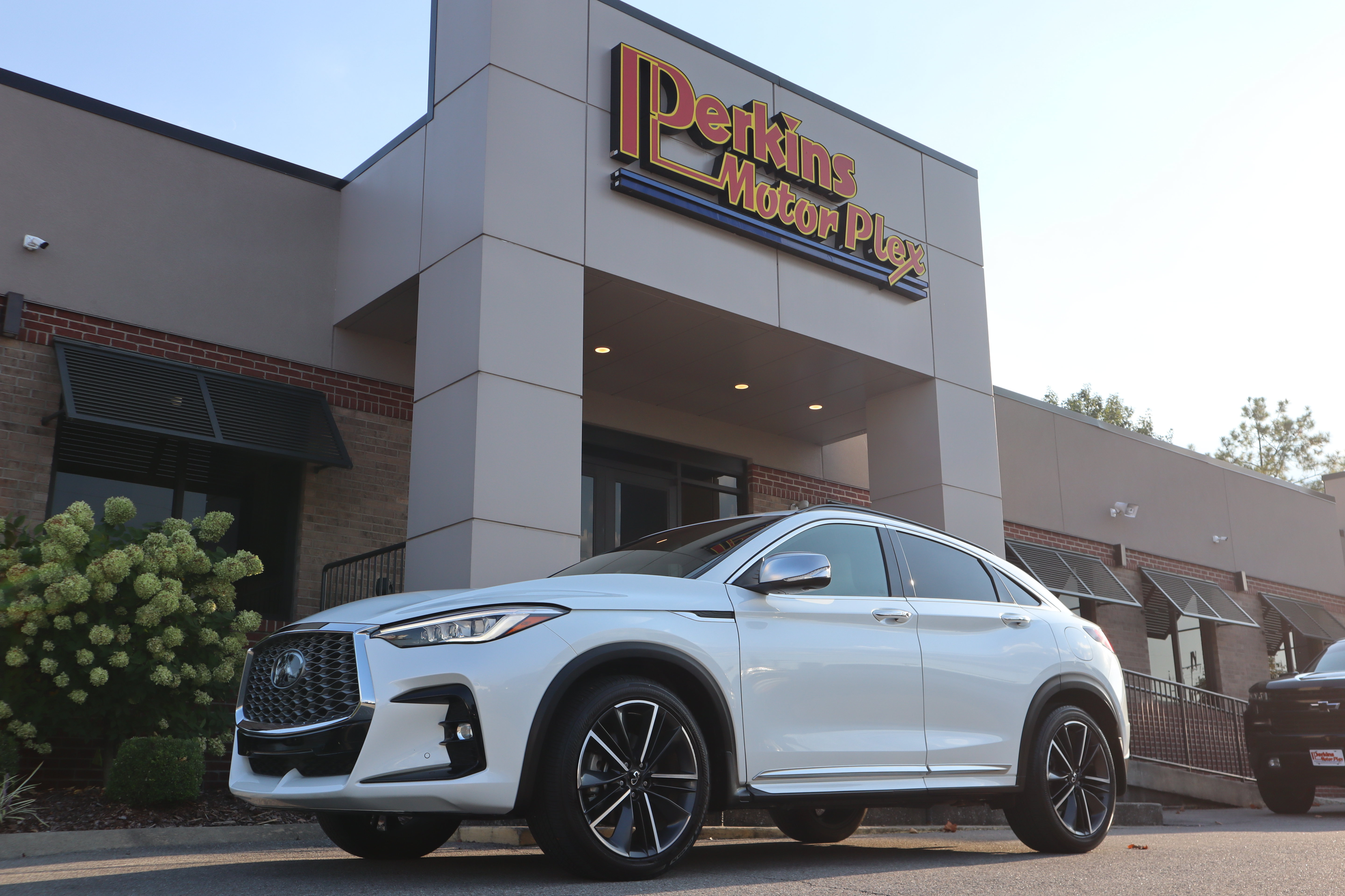 Used 2023 INFINITI QX55 Essential w/ Accent Package AWD/4WD image 36