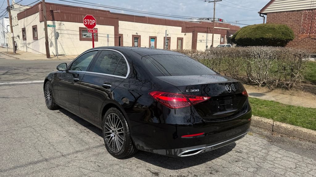 Used 2025 Mercedes-Benz C 300 Sedan image 7