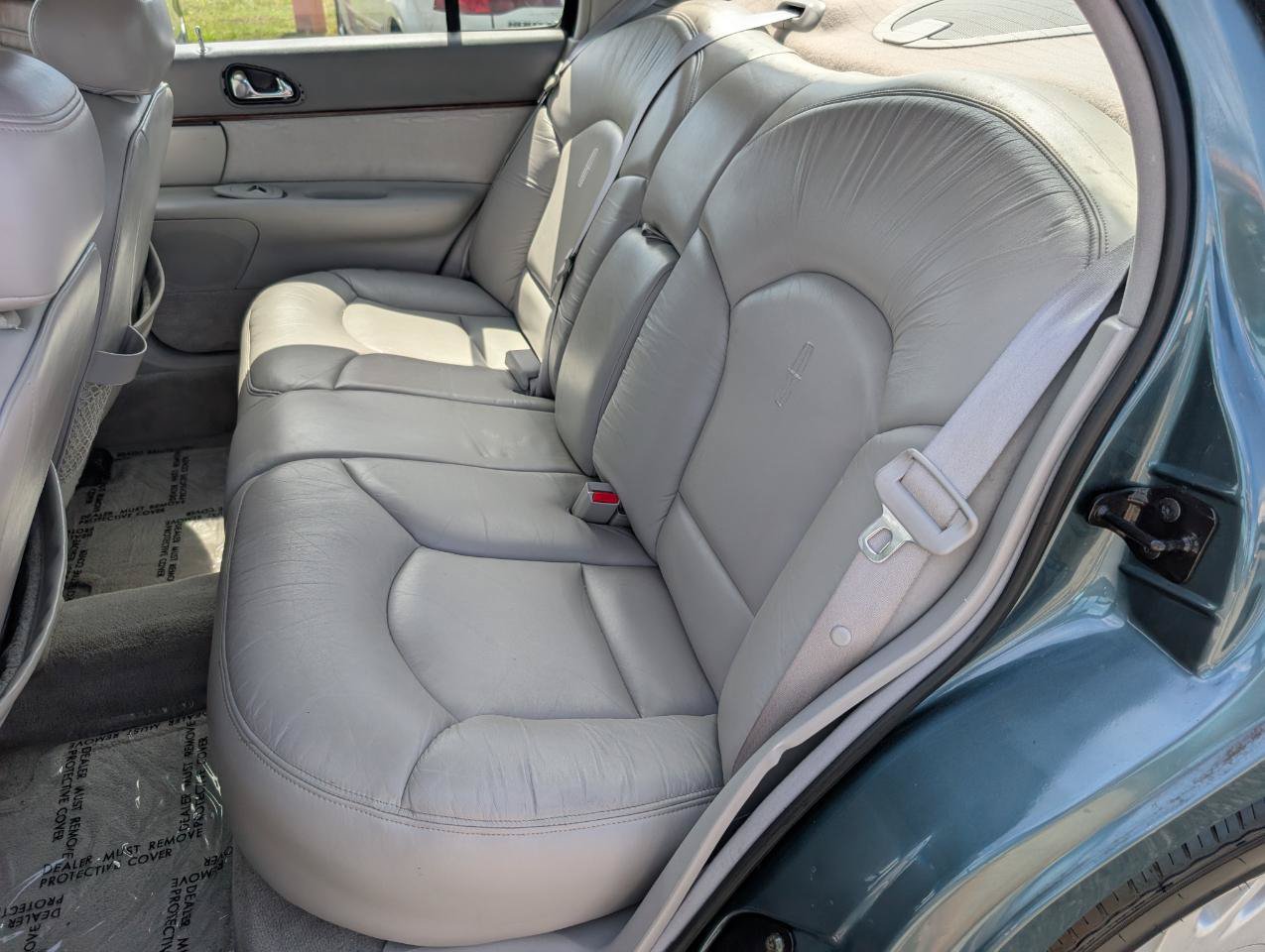 Used 1995 Lincoln Continental FWD image 27