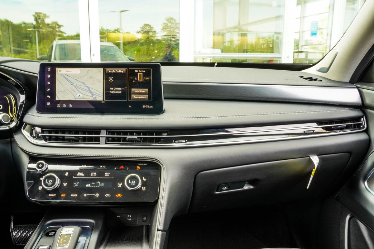 Certified 2026 INFINITI QX60 Luxe w/ Cargo Package FWD image 18