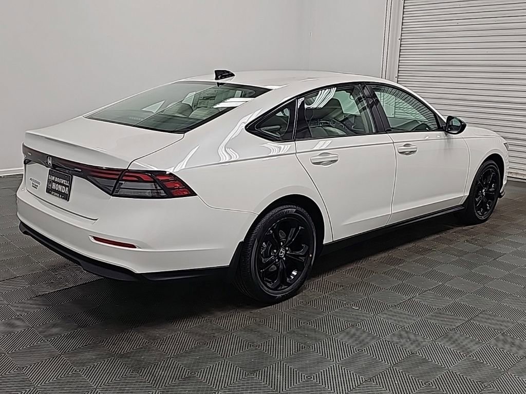 New 2025 Honda Accord SE image 8