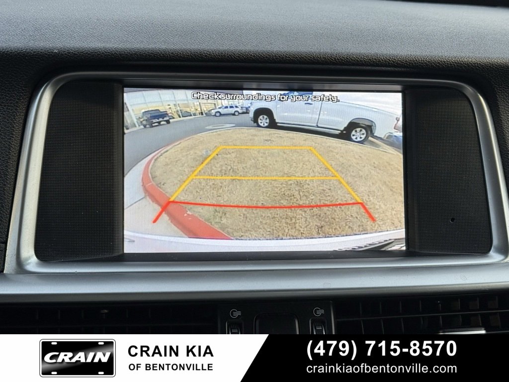 Used 2019 Kia Optima LX image 16