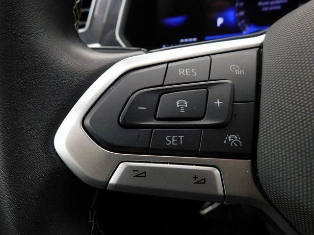 Used 2024 Volkswagen Tiguan S image 38