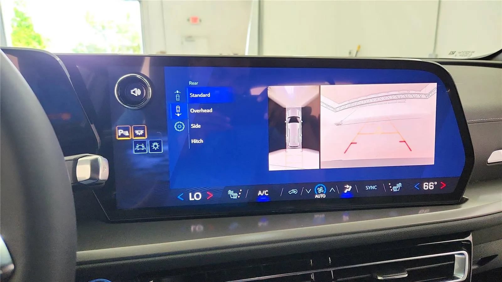 New 2026 Chevrolet Traverse LT w/ Midnight/Sport Edition AWD/4WD image 25