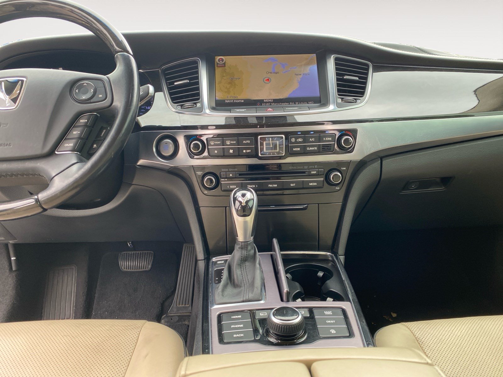 Used 2016 Hyundai Equus Signature RWD image 9