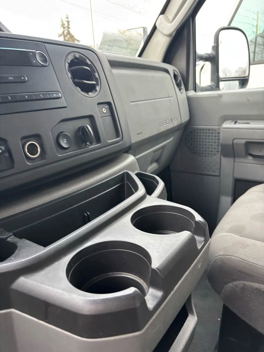 Used 2012 Ford E-350 and Econoline 350 Super Duty w/ PWR Locks & Windows Group image 21