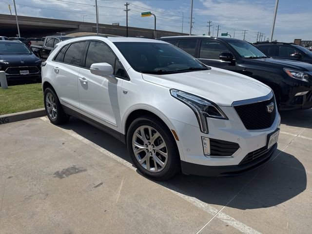 Used 2020 Cadillac XT5 Sportv AWD/4WD image 2