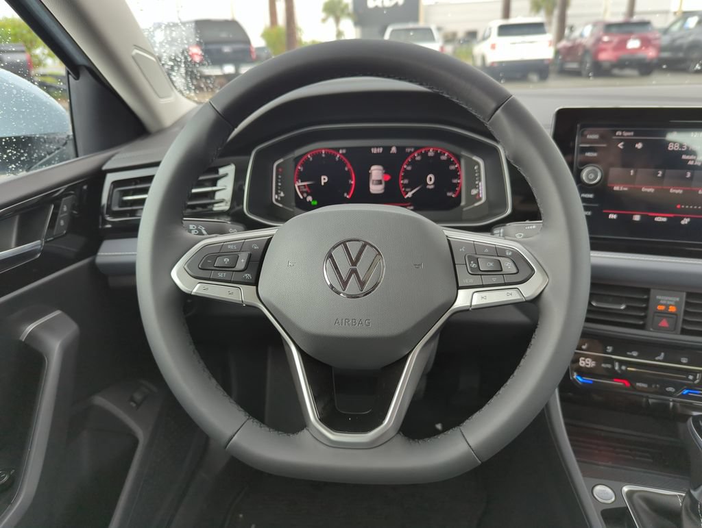 New 2026 Volkswagen Jetta SEL FWD image 21
