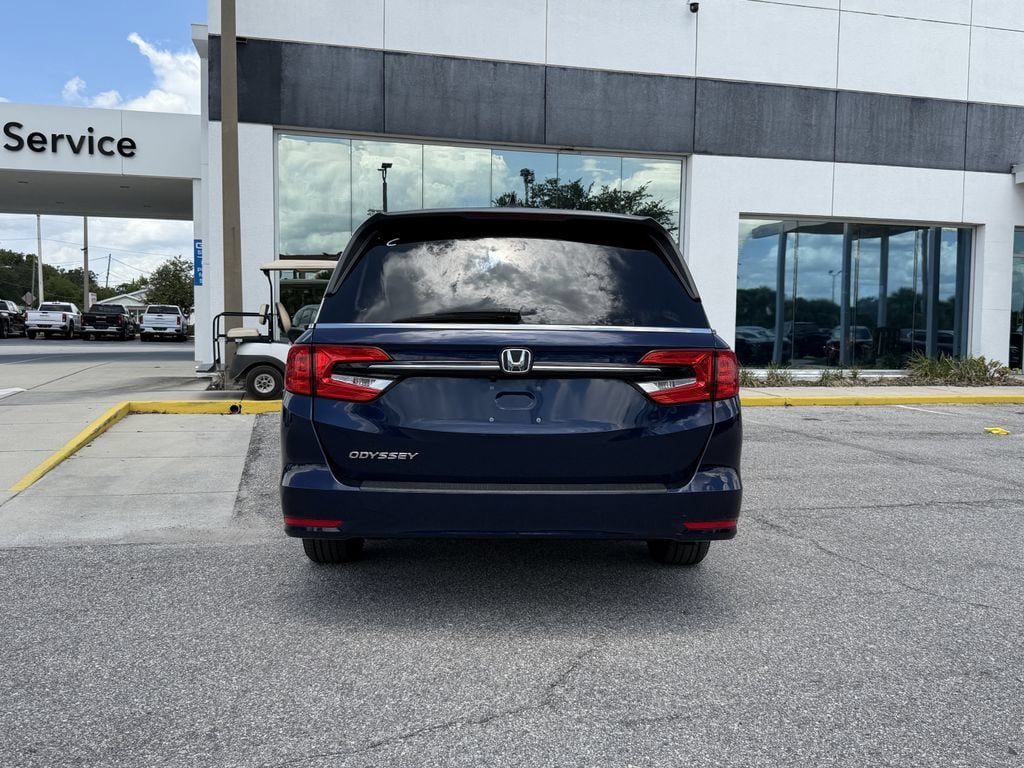 Used 2024 Honda Odyssey EX image 6