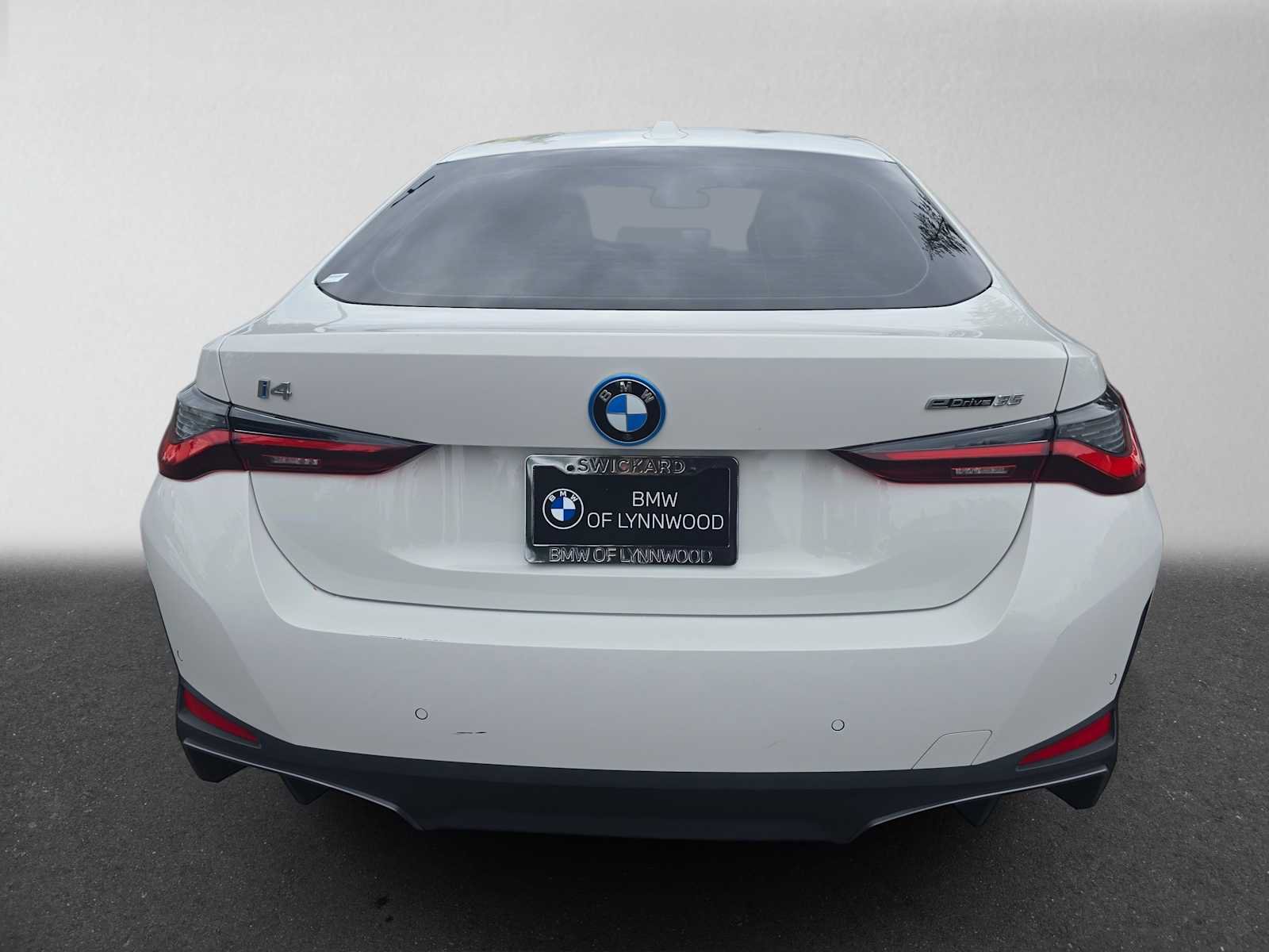 Used 2024 BMW i4 eDrive35 w/ Convenience Package RWD image 4