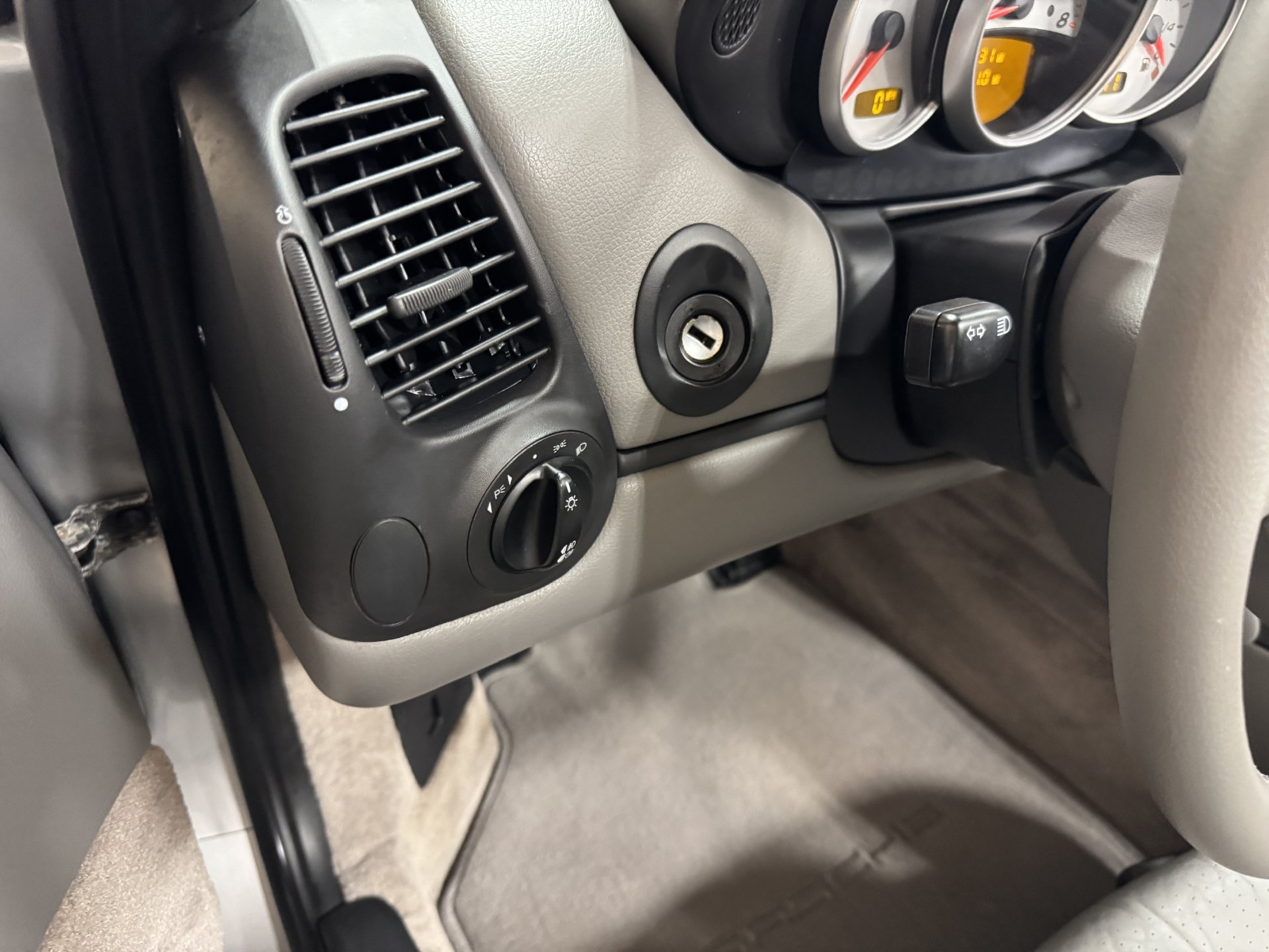 Used 2003 Porsche Boxster S RWD image 42