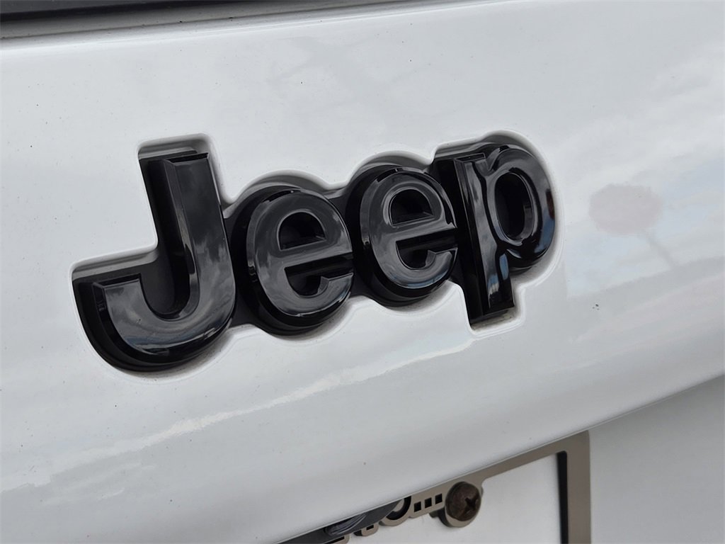 Used 2022 Jeep Cherokee Latitude image 8