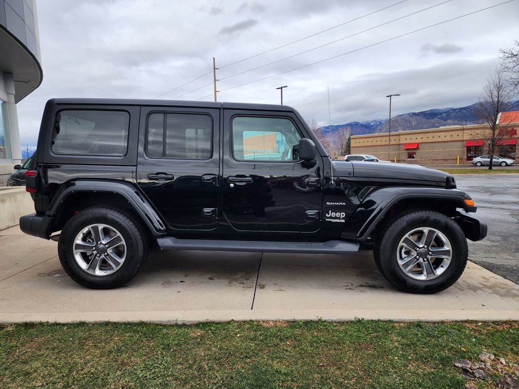 Used 2022 Jeep Wrangler Unlimited Sahara w/ LED Lighting Group image 4