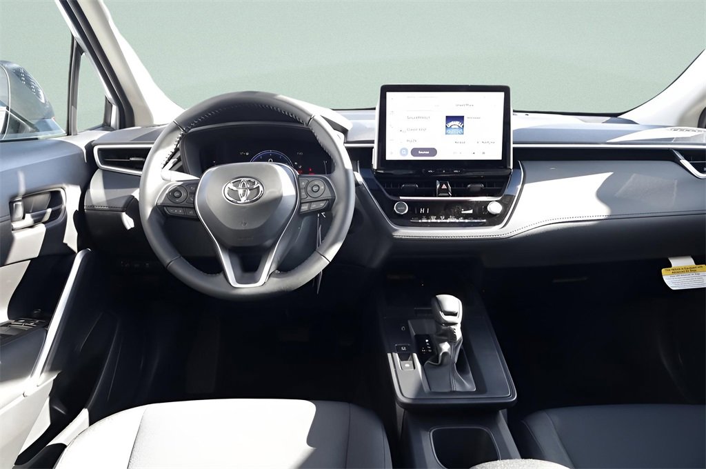 New 2026 Toyota Corolla Cross LE w/ Moonroof Package image 9