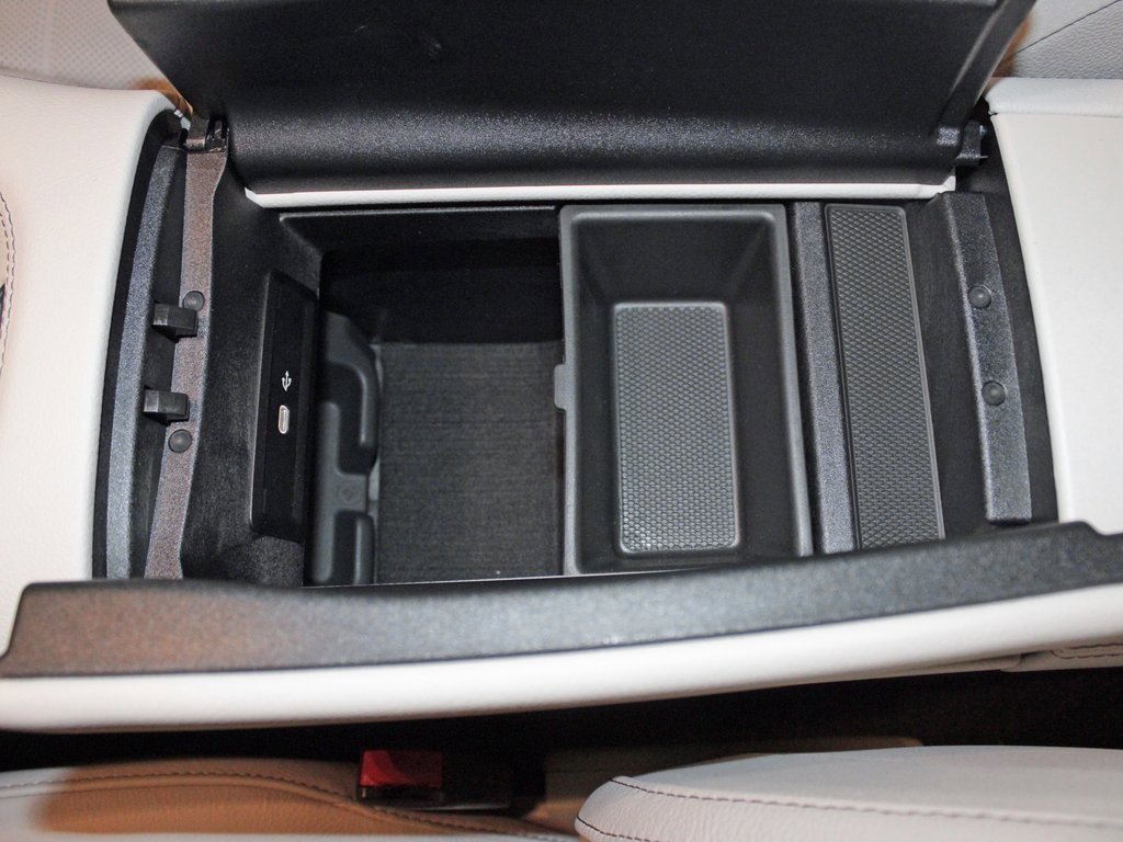 New 2026 Mercedes-Benz GLS 450 4MATIC image 27