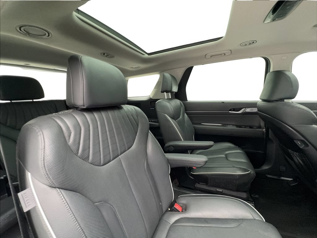 Used 2024 Hyundai Palisade Limited AWD/4WD image 31