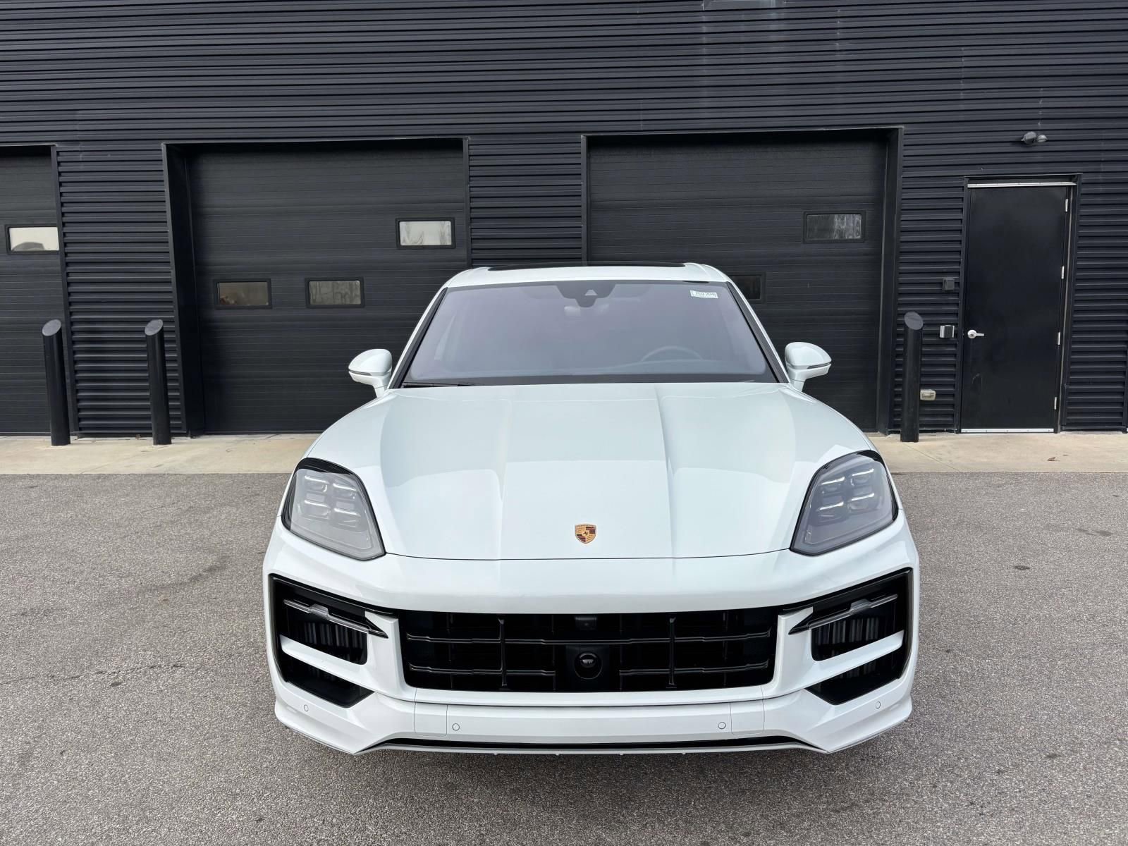 New 2026 Porsche Cayenne GTS AWD/4WD image 13