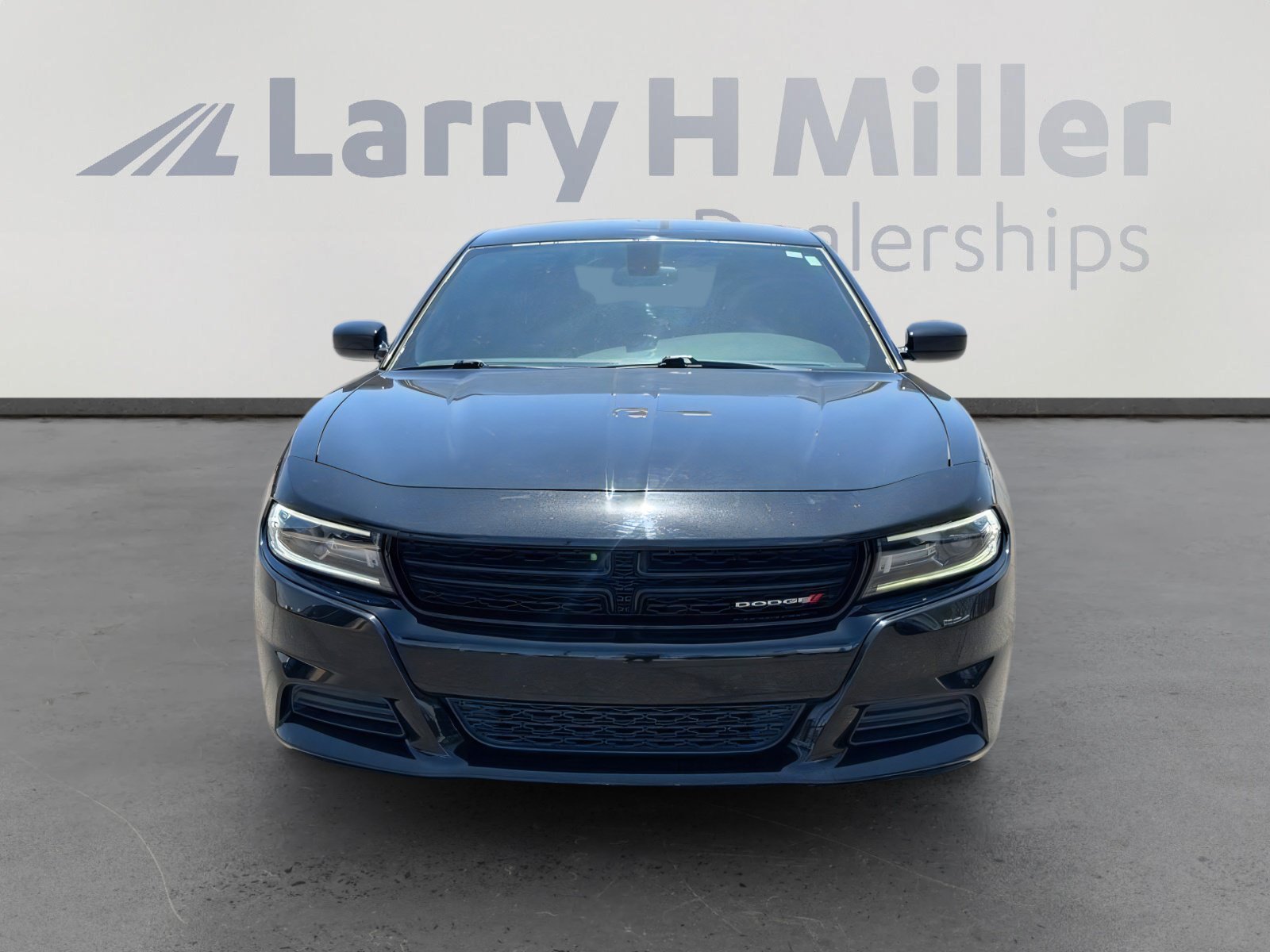 Used 2019 Dodge Charger SXT RWD image 8