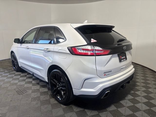 Used 2019 Ford Edge ST w/ Equipment Group 401A AWD/4WD image 4