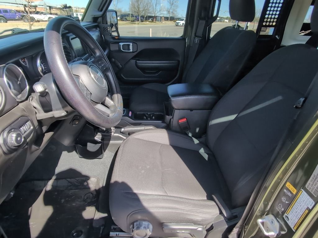 Used 2022 Jeep Wrangler Unlimited Sport image 12