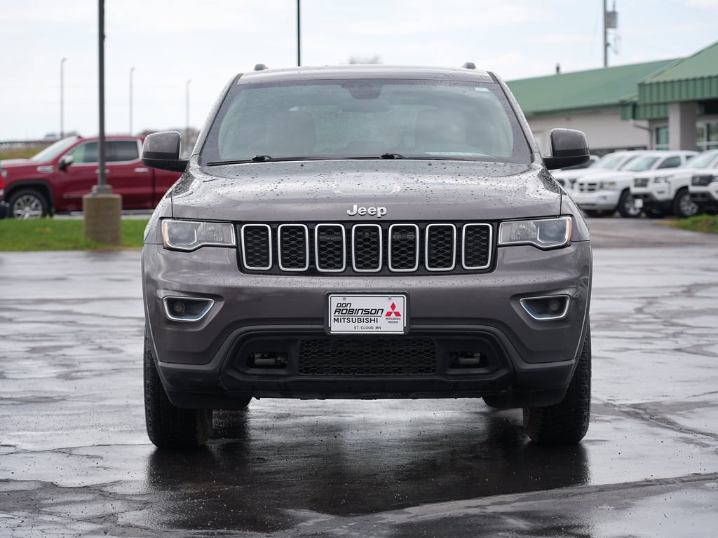 Used 2019 Jeep Grand Cherokee Laredo AWD/4WD image 8