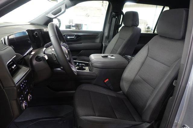 New 2026 Chevrolet Suburban LS image 10