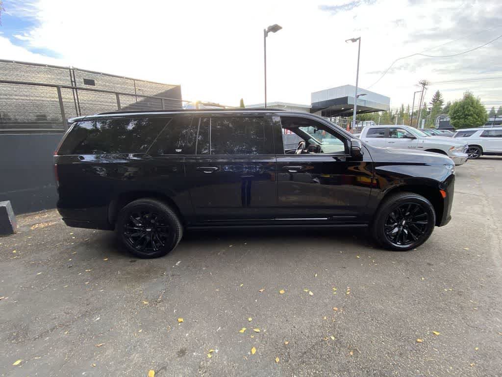 Certified 2024 Cadillac Escalade ESV Sport Platinum w/ LPO, ONYX Package AWD/4WD image 7